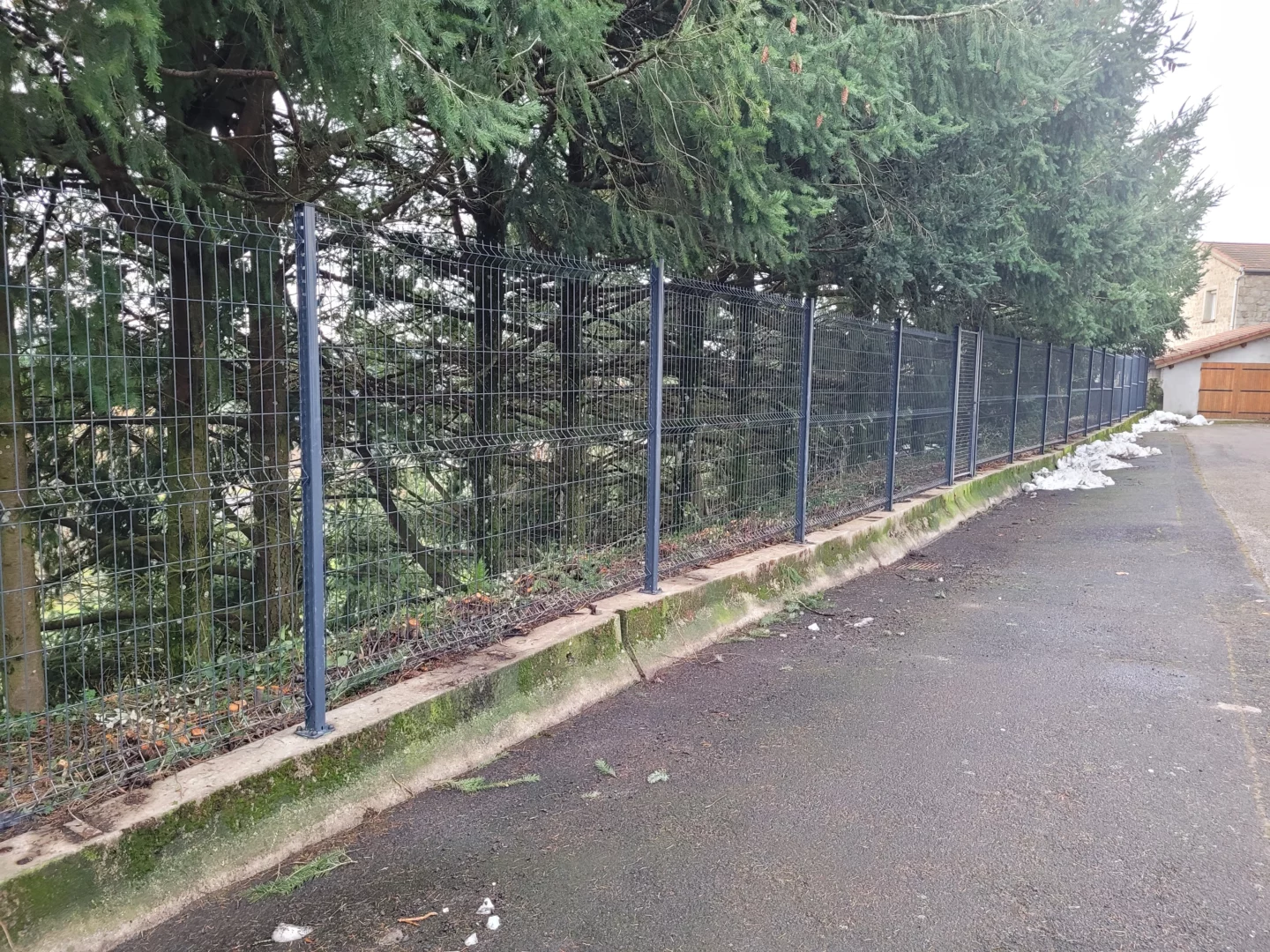 Clôture salle des fêtes